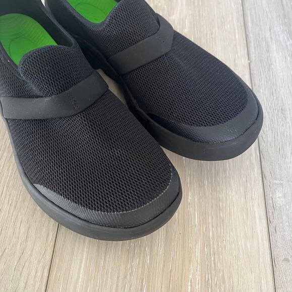 Oofos OOmg Low Eeze Women's 9 Slip On Black Recovery Comfort Shoe Low Fibre - Picture 4 of 9